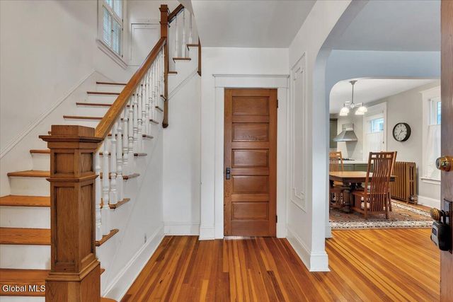 86 Grove Avenue, Albany, NY 12208