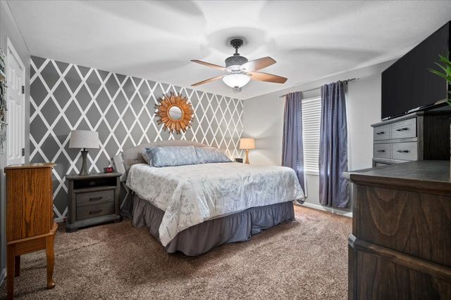 3509 Ballyford Drive, Bloomington, IL 61704