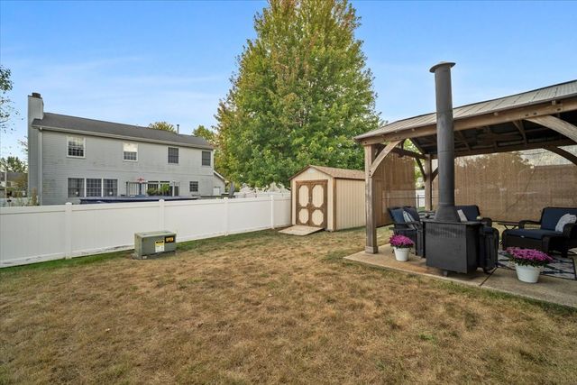 3509 Ballyford Drive, Bloomington, IL 61704