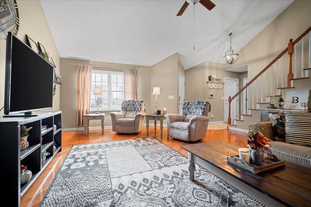 3509 Ballyford Drive, Bloomington, IL 61704