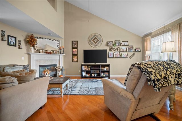 3509 Ballyford Drive, Bloomington, IL 61704