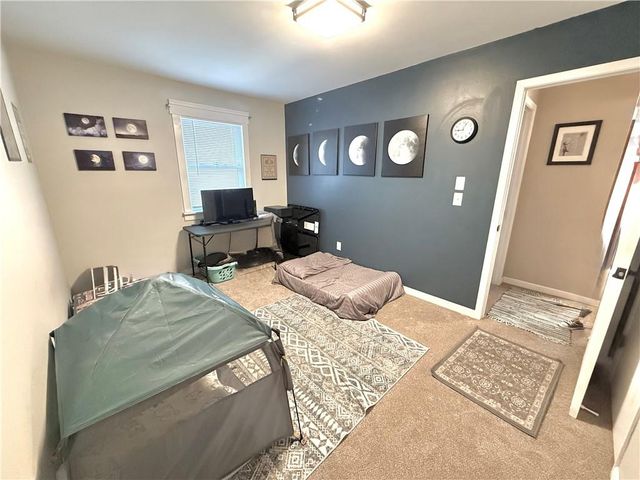 717 E south Avenue, Maryville, MO 64468