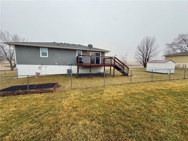 717 E south Avenue, Maryville, MO 64468