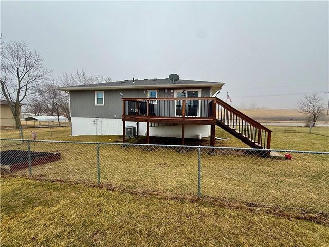 717 E south Avenue, Maryville, MO 64468