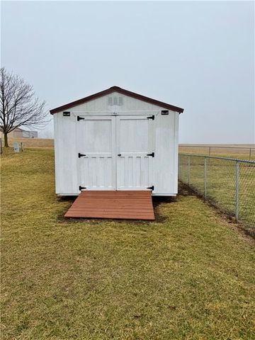 717 E south Avenue, Maryville, MO 64468