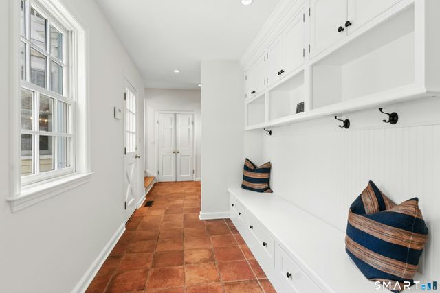 39 Leeuwarden Road, Darien, CT 06820