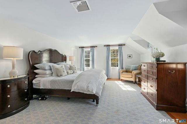 39 Leeuwarden Road, Darien, CT 06820