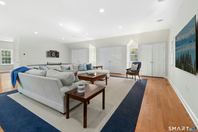 39 Leeuwarden Road, Darien, CT 06820