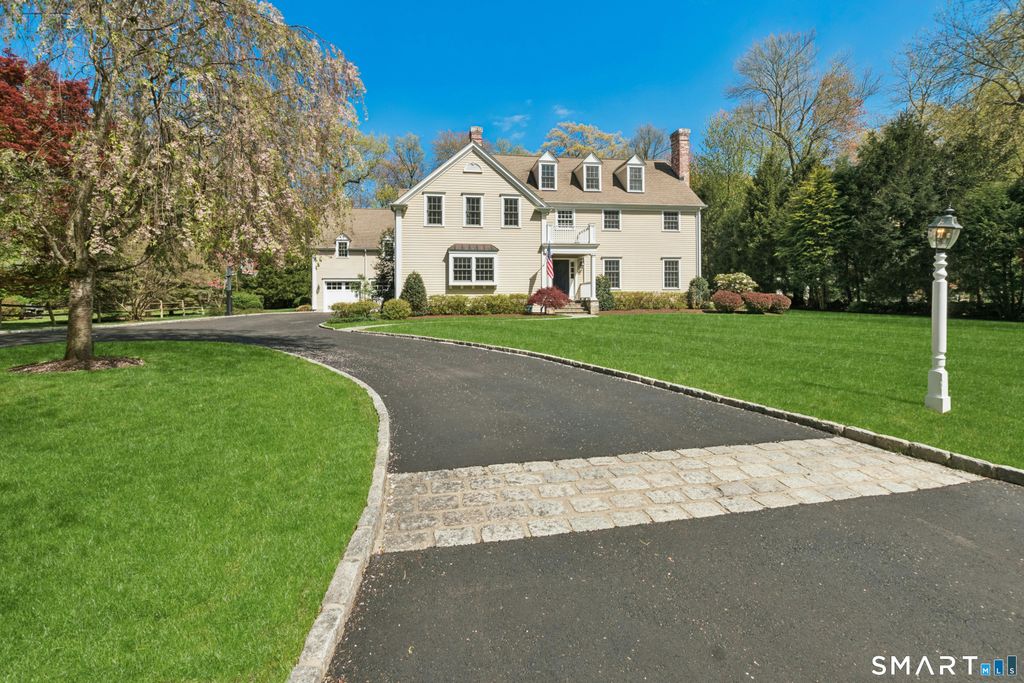 39 Leeuwarden Road, Darien, CT 06820