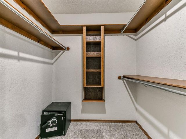 2901 Allens Trail, Edmond, OK 73012