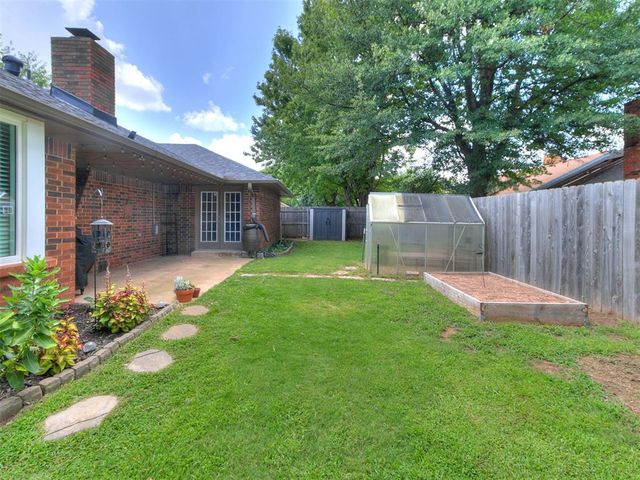 2901 Allens Trail, Edmond, OK 73012