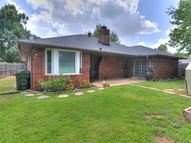 2901 Allens Trail, Edmond, OK 73012