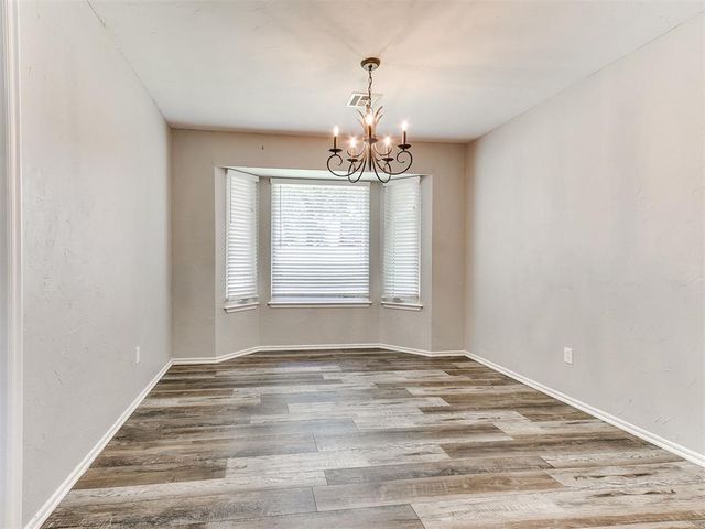 2901 Allens Trail, Edmond, OK 73012