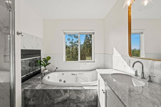 13820 Royal Dornoch Sq, San Diego, CA 92128