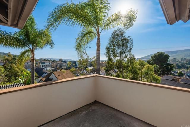 13820 Royal Dornoch Sq, San Diego, CA 92128