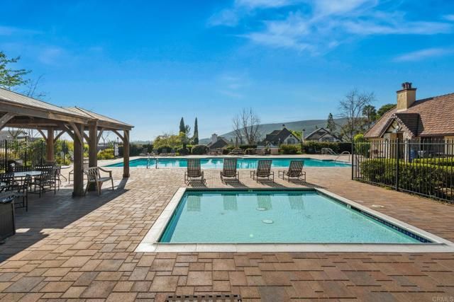 13820 Royal Dornoch Sq, San Diego, CA 92128