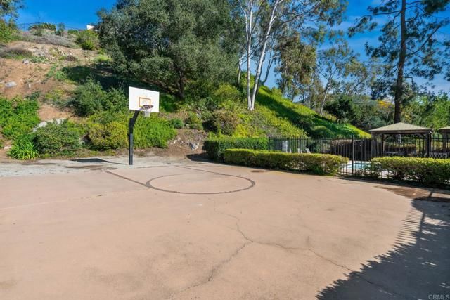 13820 Royal Dornoch Sq, San Diego, CA 92128