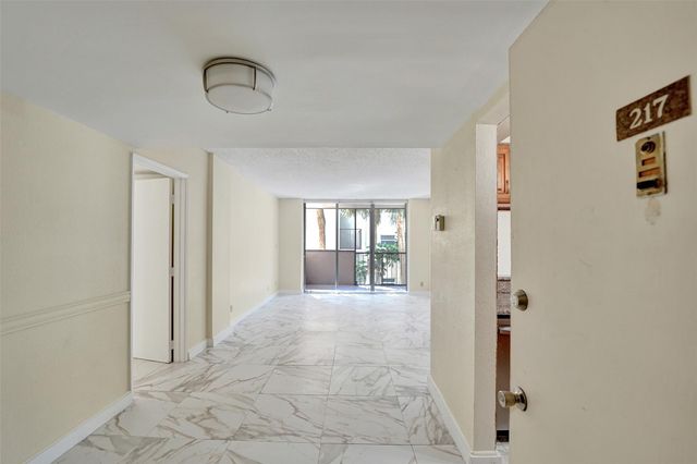 777 S Federal Hwy RP-217, Pompano Beach, FL 33062