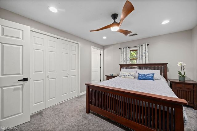 1135 Royal Drive, Amherst, OH 44001