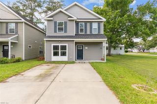 27 Diamond AVE, Chesapeake, VA 23323