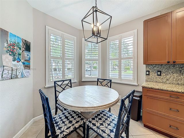 1668 Winterberry Ln, Weston, FL 33327