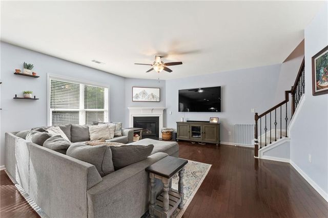 432 Spring View Drive, Woodstock, GA 30188