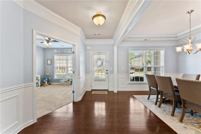 432 Spring View Drive, Woodstock, GA 30188