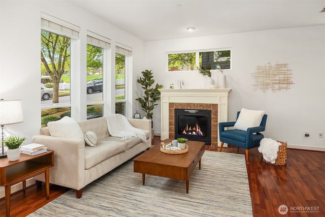2339 NE Natalie Way, Issaquah, WA 98029