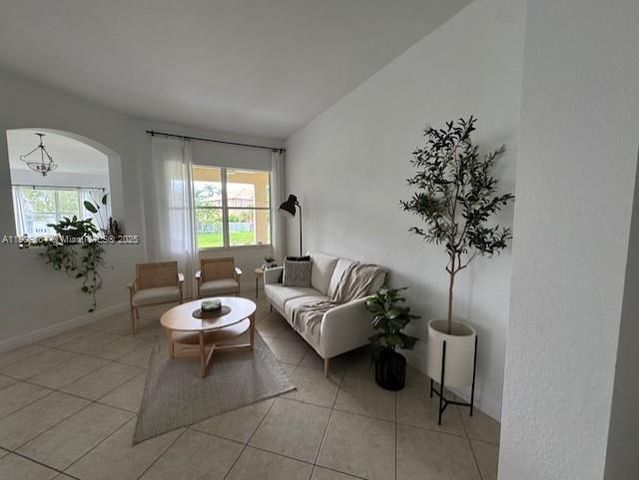 4337 Laurel Pl, Weston, FL 33332