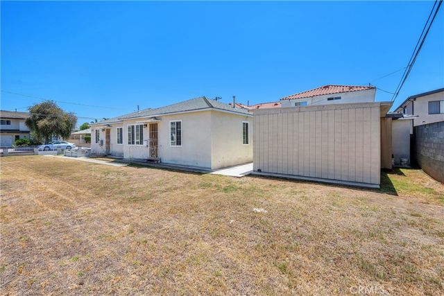 15725 La Salle Avenue, Gardena, CA 90247