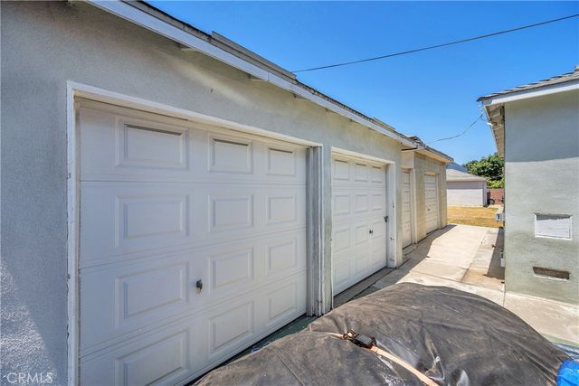 15725 La Salle Avenue, Gardena, CA 90247