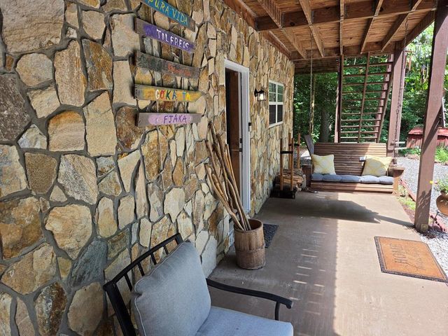 3333 Ellington Road, Hayesville, NC 28904