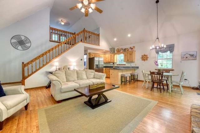 3333 Ellington Road, Hayesville, NC 28904