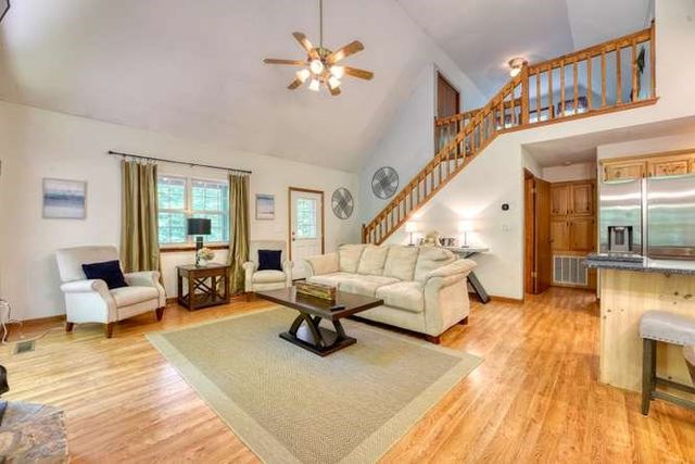 3333 Ellington Road, Hayesville, NC 28904