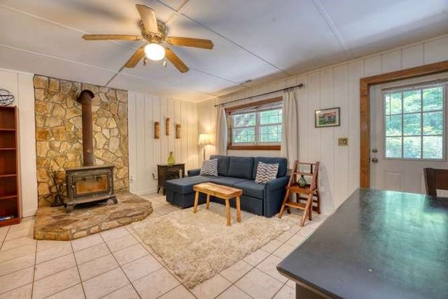 3333 Ellington Road, Hayesville, NC 28904