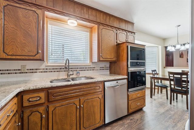 824 Annie Court, Norman, OK 73069