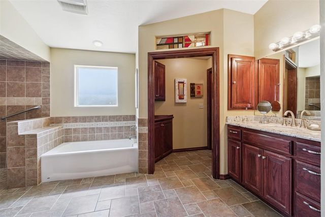 824 Annie Court, Norman, OK 73069