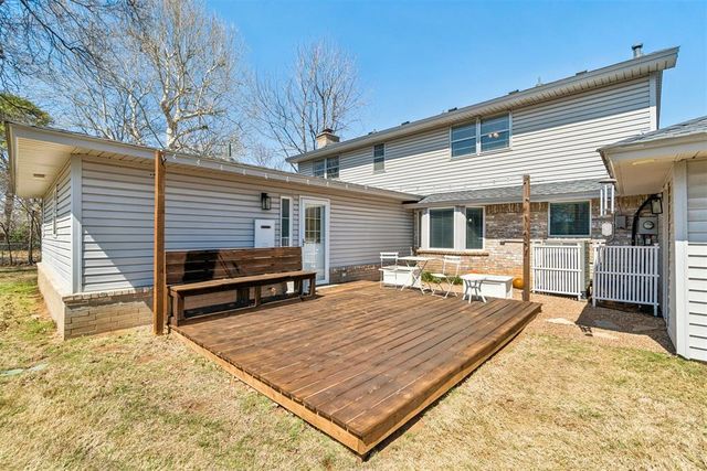 824 Annie Court, Norman, OK 73069