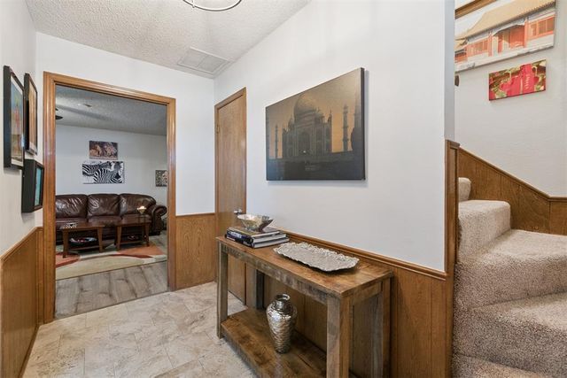 824 Annie Court, Norman, OK 73069