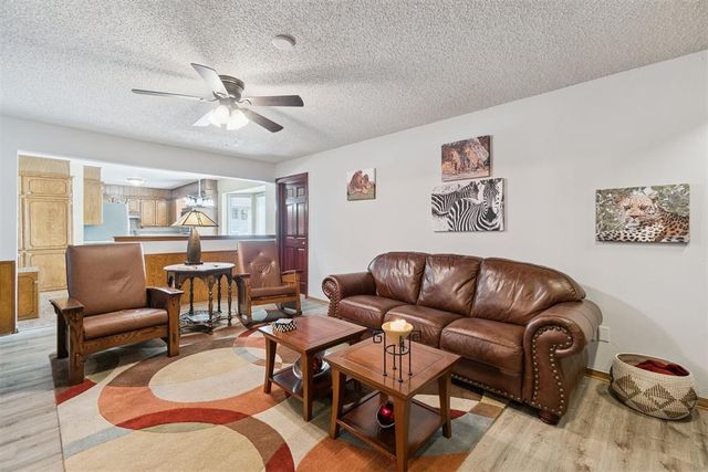 824 Annie Court, Norman, OK 73069