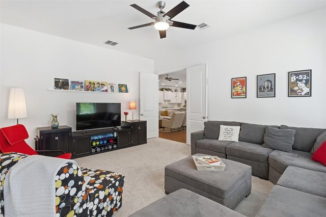120 Tree Top Place, Magnolia, TX 77354