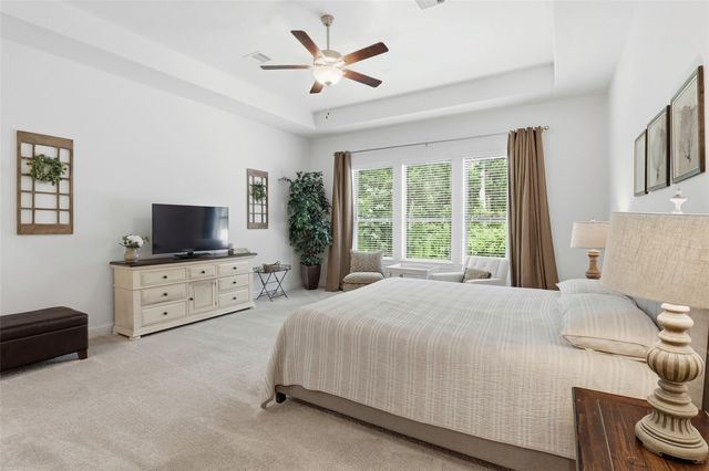 120 Tree Top Place, Magnolia, TX 77354