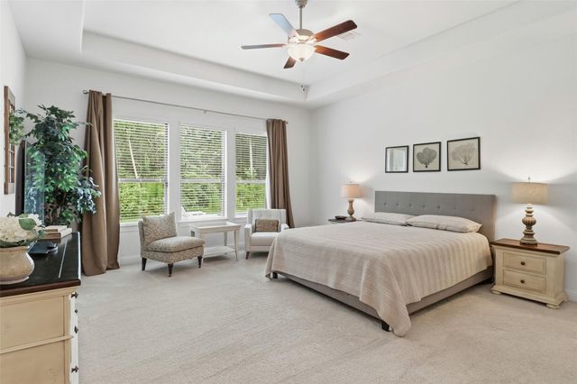 120 Tree Top Place, Magnolia, TX 77354
