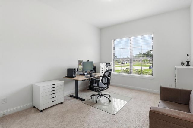120 Tree Top Place, Magnolia, TX 77354