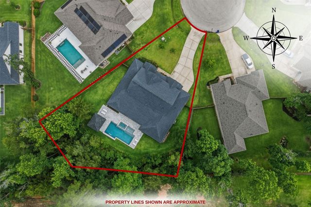 120 Tree Top Place, Magnolia, TX 77354