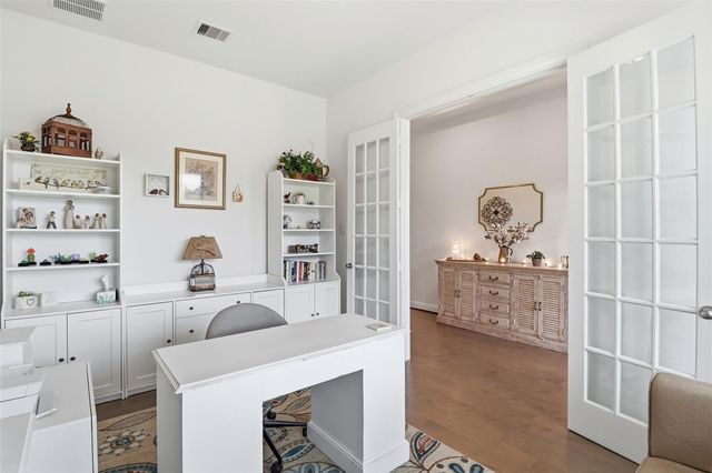 120 Tree Top Place, Magnolia, TX 77354