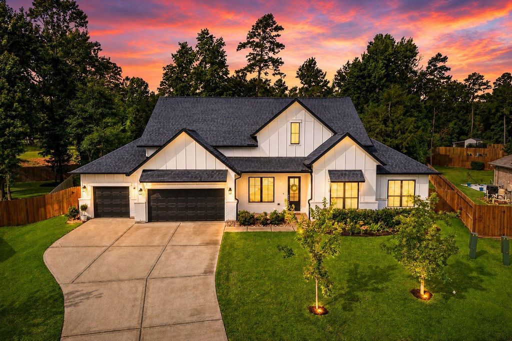 120 Tree Top Place, Magnolia, TX 77354