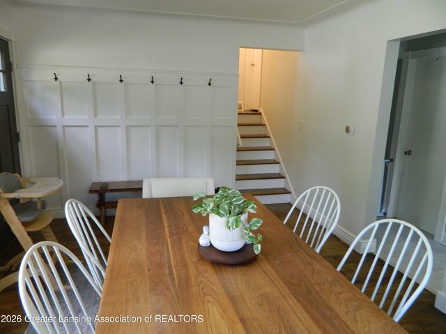 6922 Calson Drive, Lansing, MI 48911