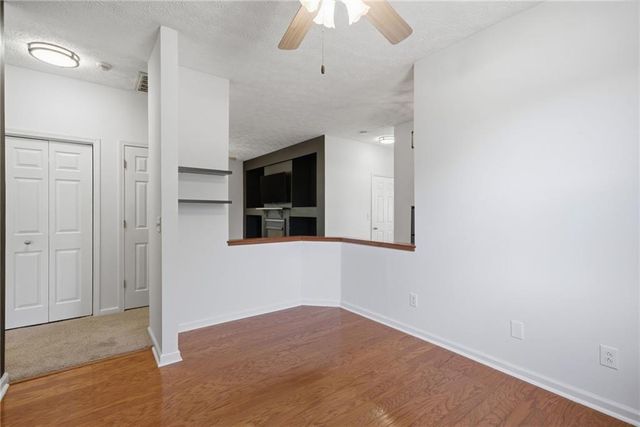 500 Windcroft Circle NW, Acworth, GA 30101