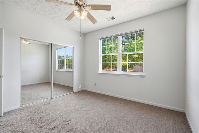 500 Windcroft Circle NW, Acworth, GA 30101